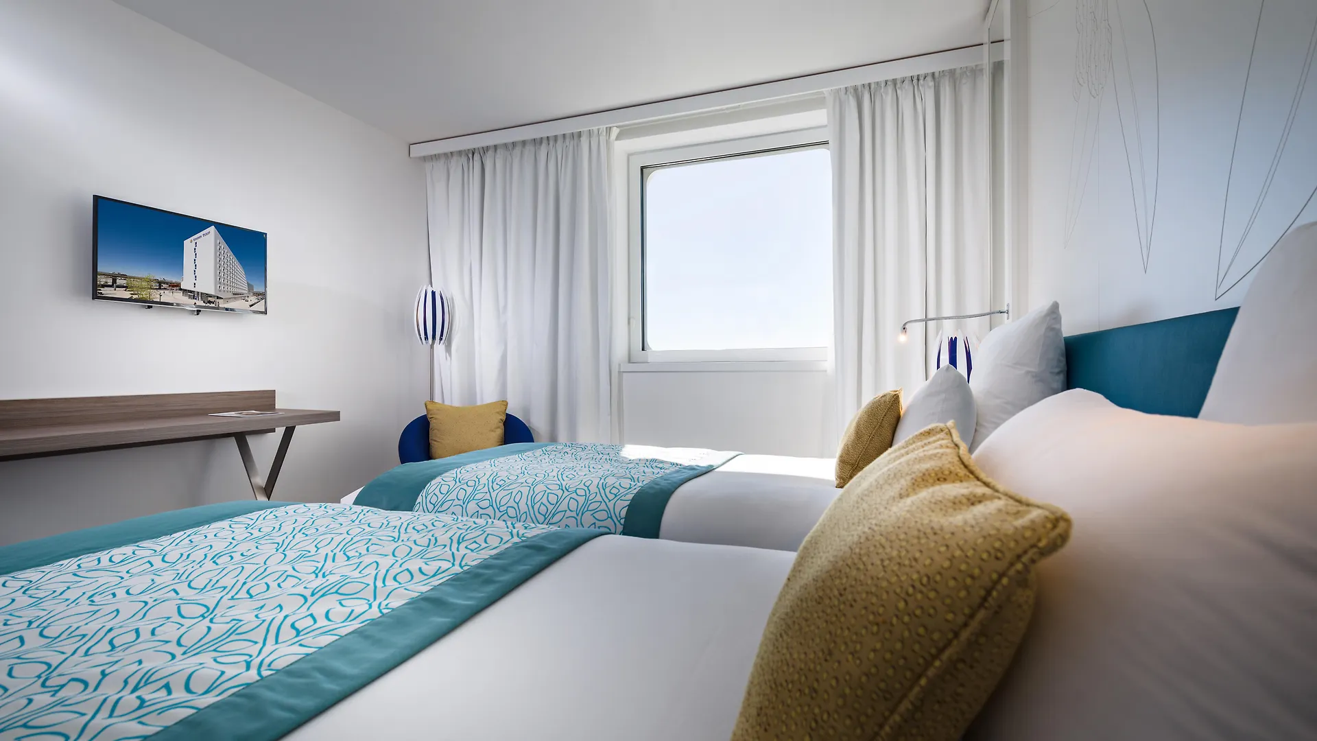 Golden Tulip Marseille Euromed Hotel