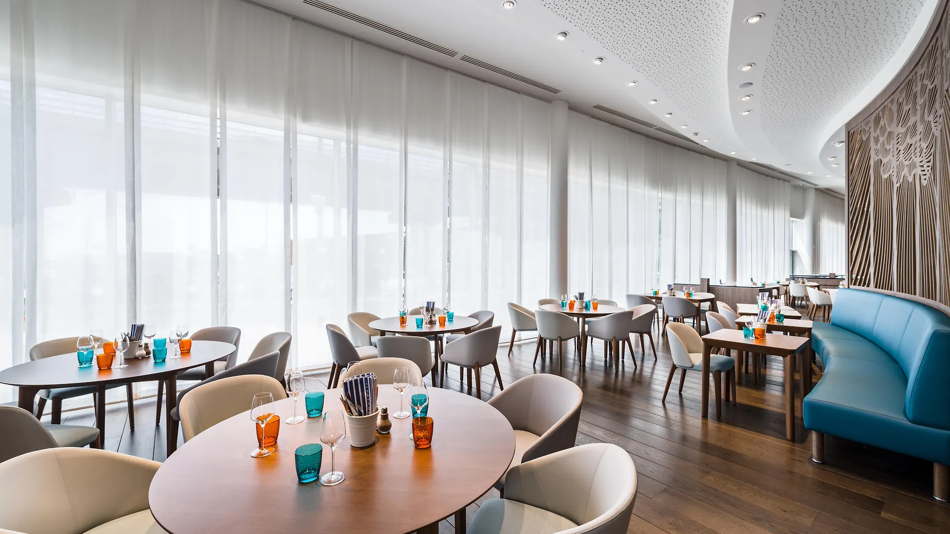Golden Tulip Marseille Euromed Hotel