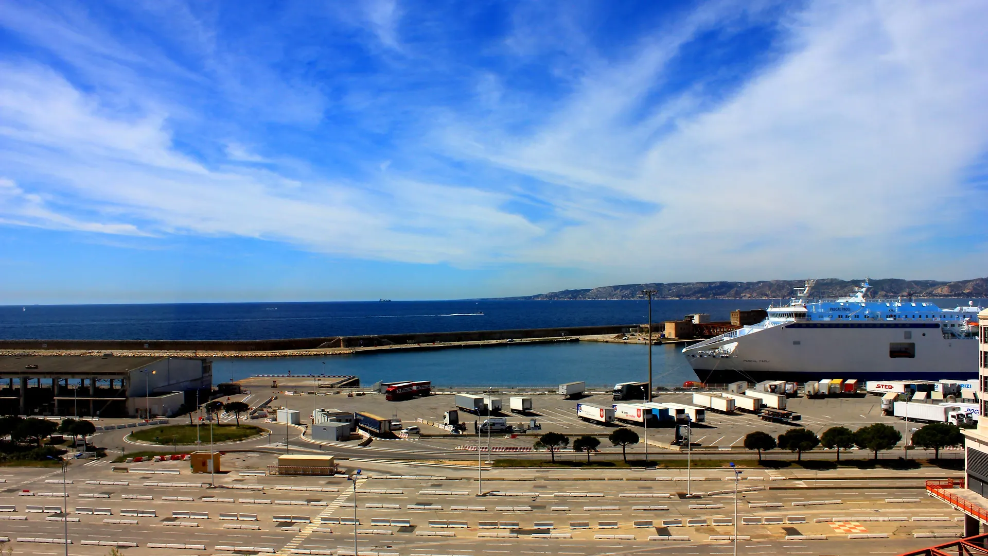 Golden Tulip Marseille Euromed Hotel