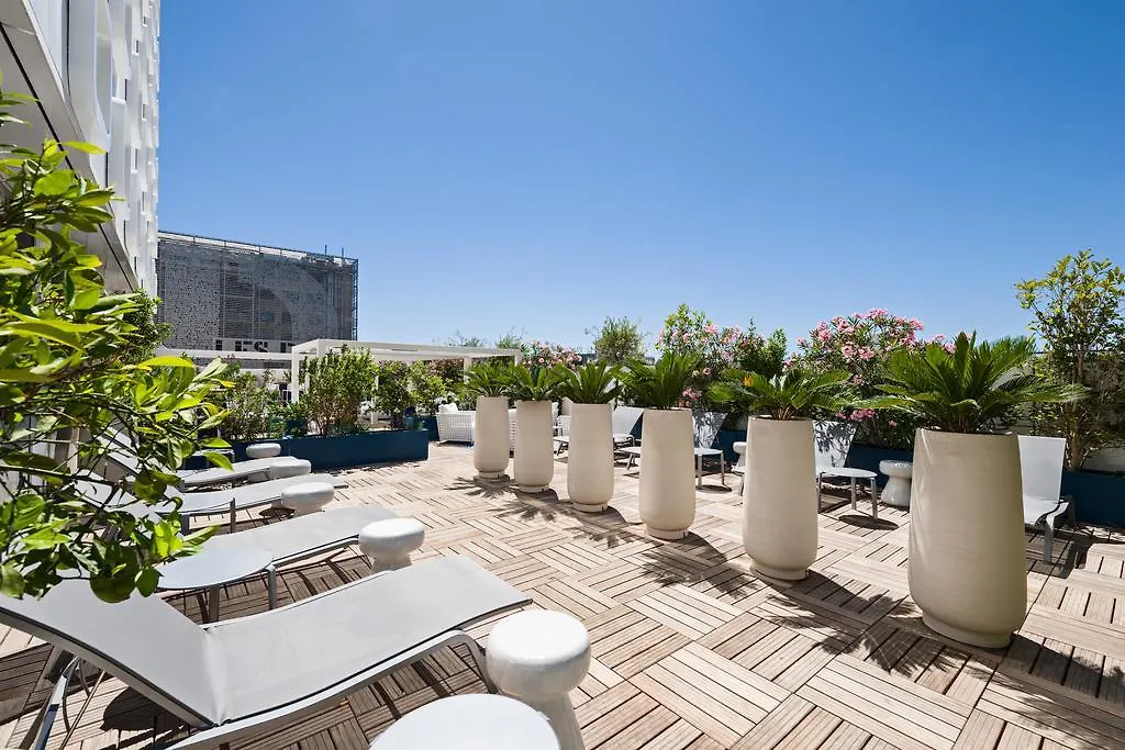 Golden Tulip Marseille Euromed Hotel