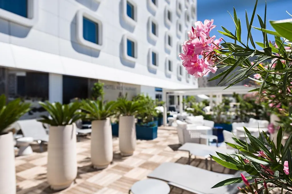 Golden Tulip Marseille Euromed Hotel França